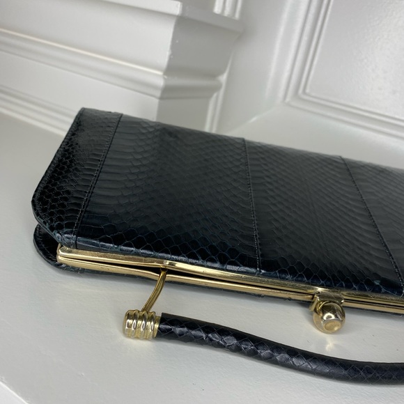 Vintage Snake Skin Versatile Clutch or Handbag - Picture 12 of 16